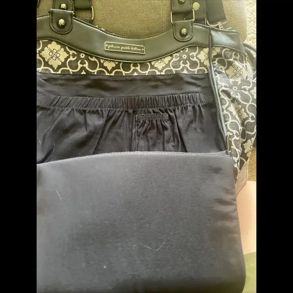 Petunia Pickle Bottom City Carryall Diaper Bag